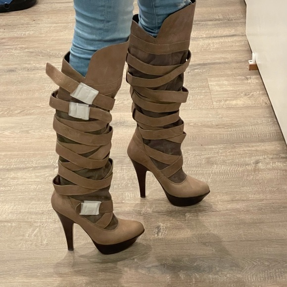 Dolce Vita strappy boots 6 - Picture 3 of 11